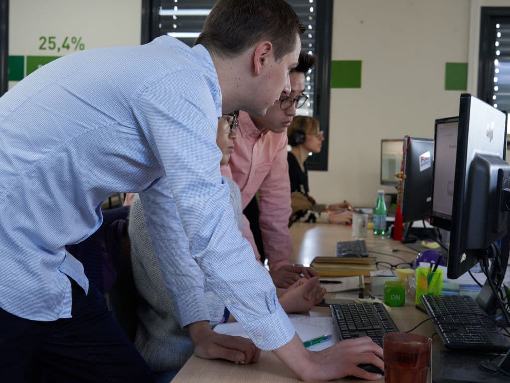 Arrêtons le management par décret, réapprenons à faire marcher les choses